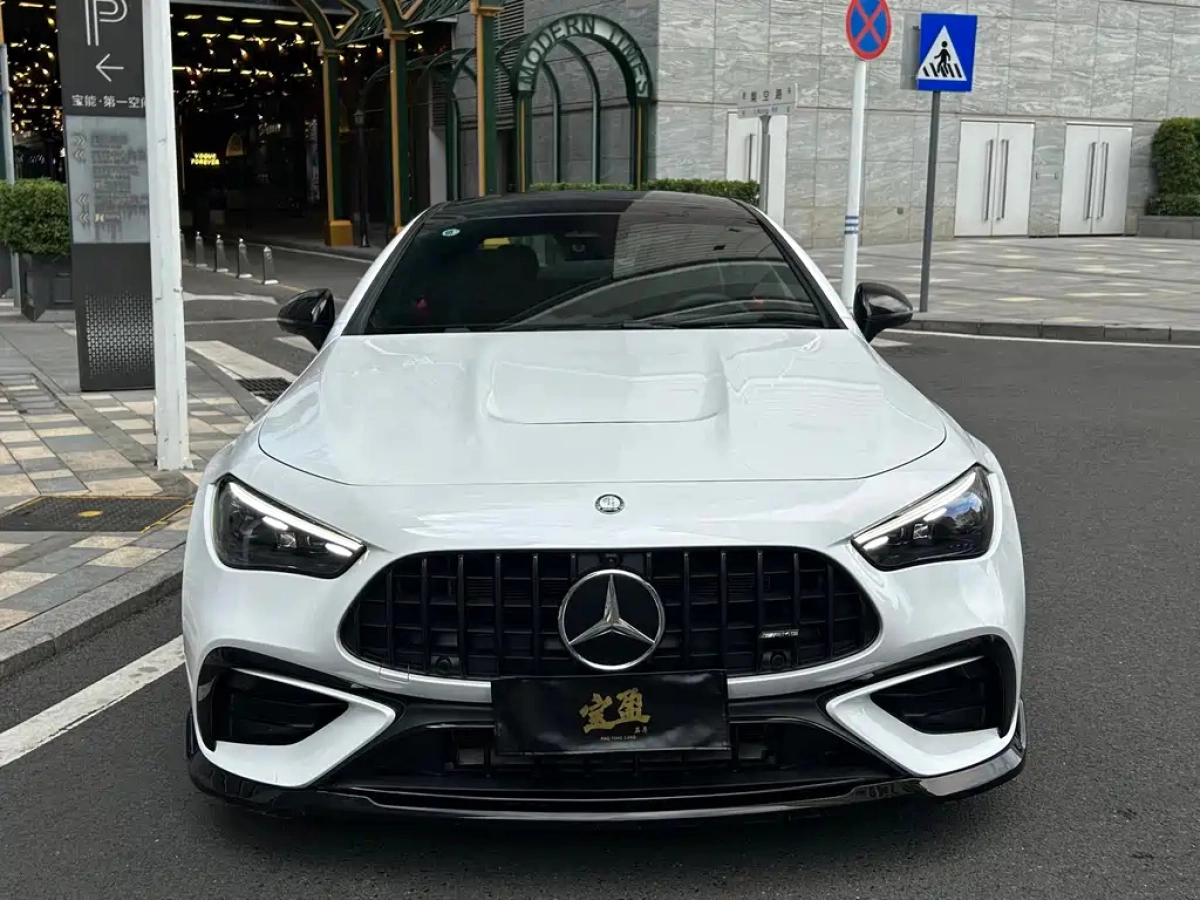 MERCEDES BENZ CLE AMG  2025