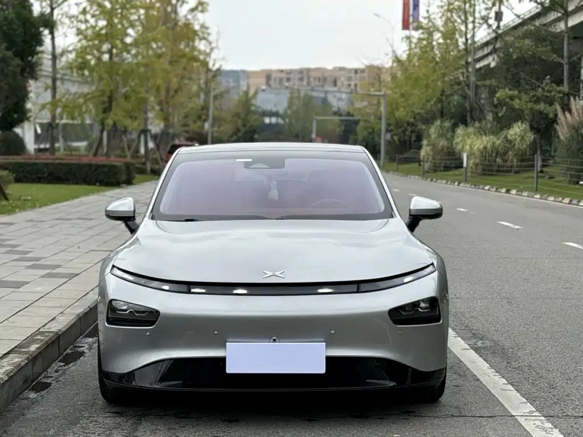 XPENG MOTORS P7