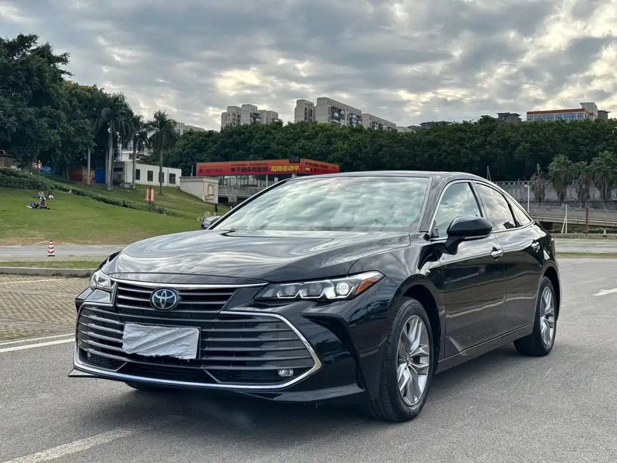 TOYOTA AVALON  2022
