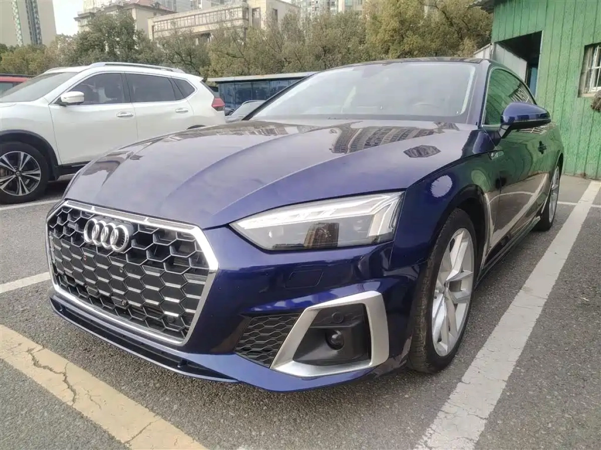 AUDI A5  2022