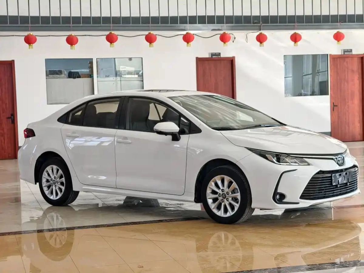 TOYOTA COROLLA