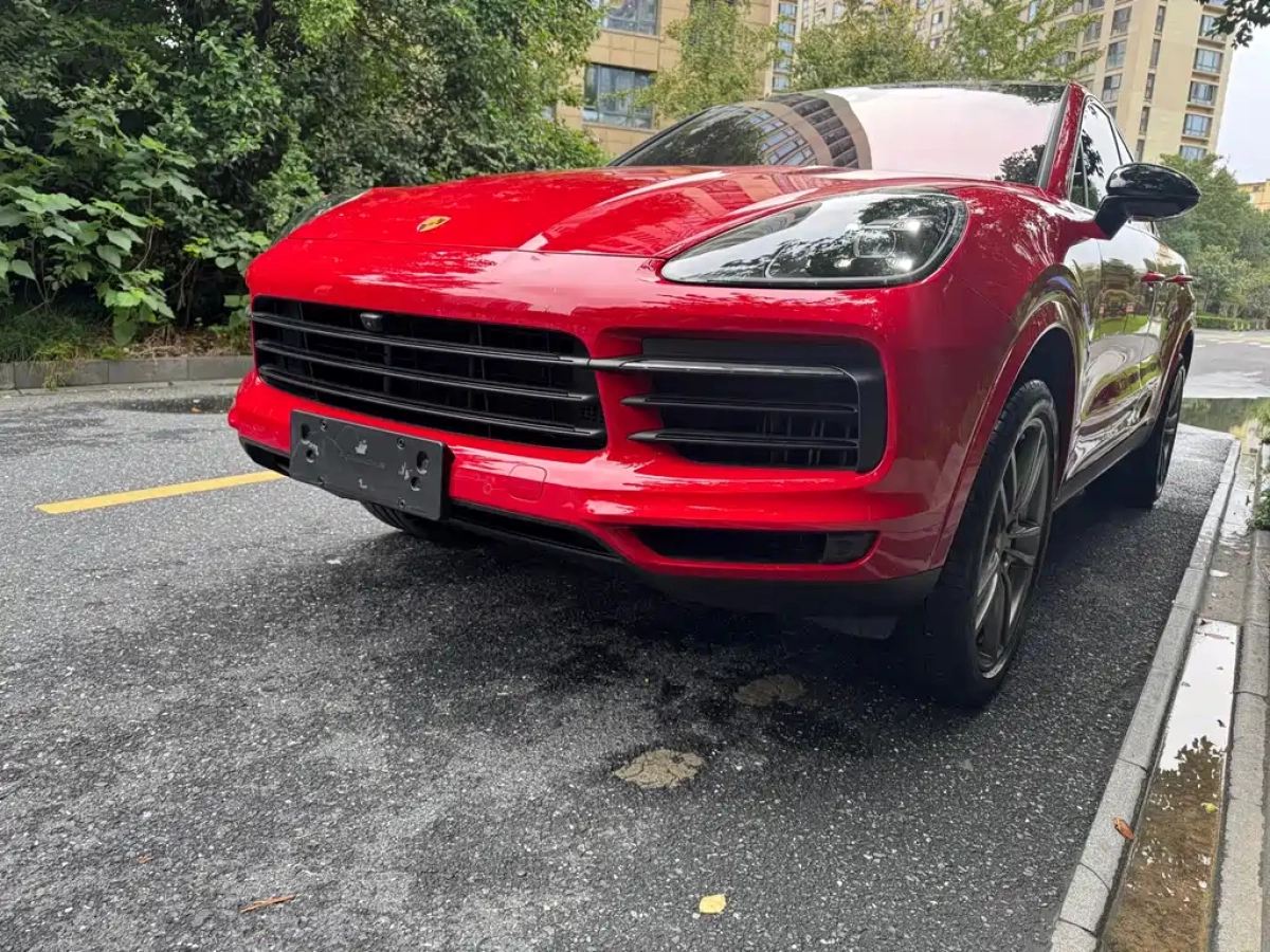 PORSCHE CAYENNE