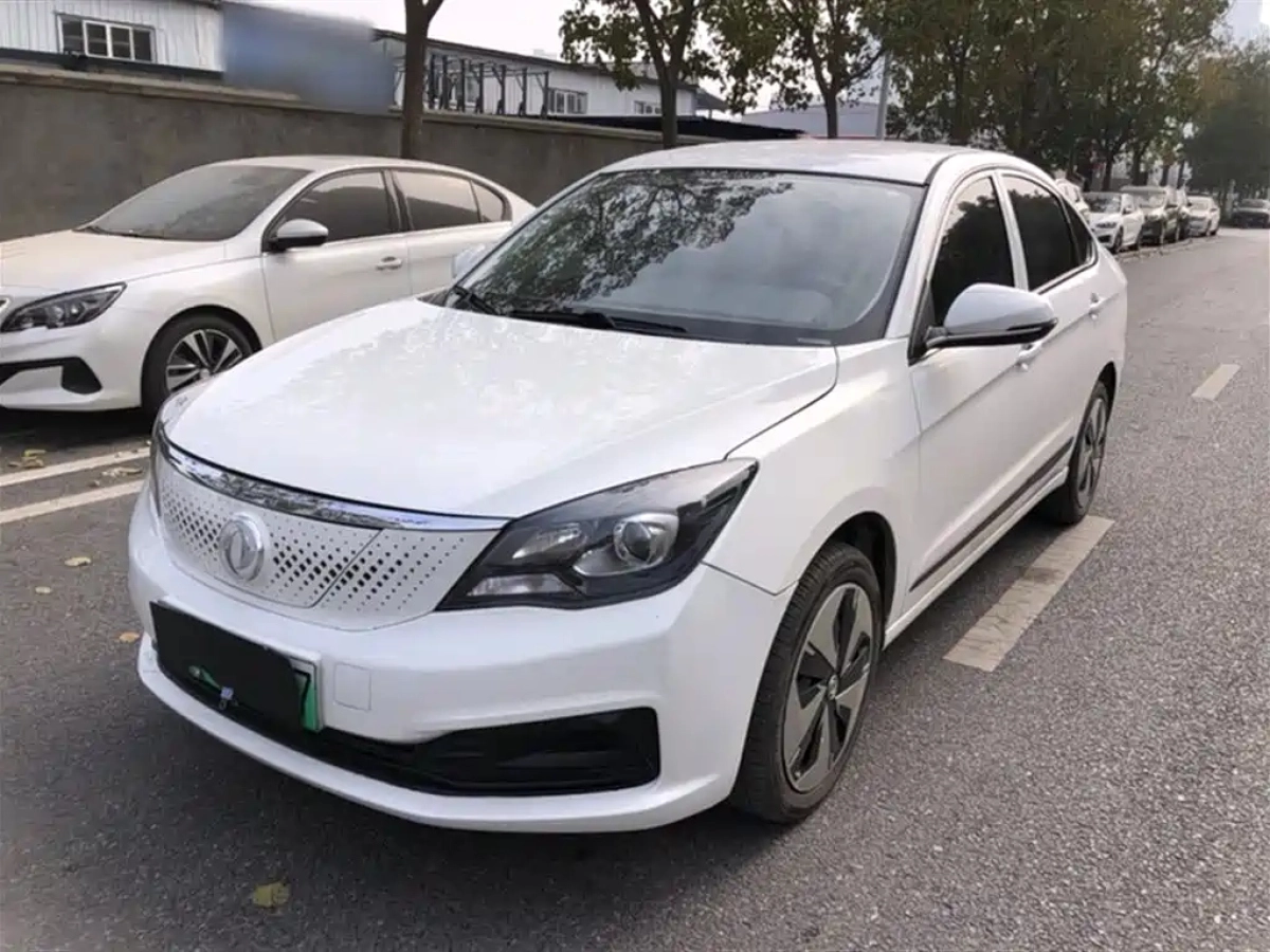 DONGFENG AEOLUS E70