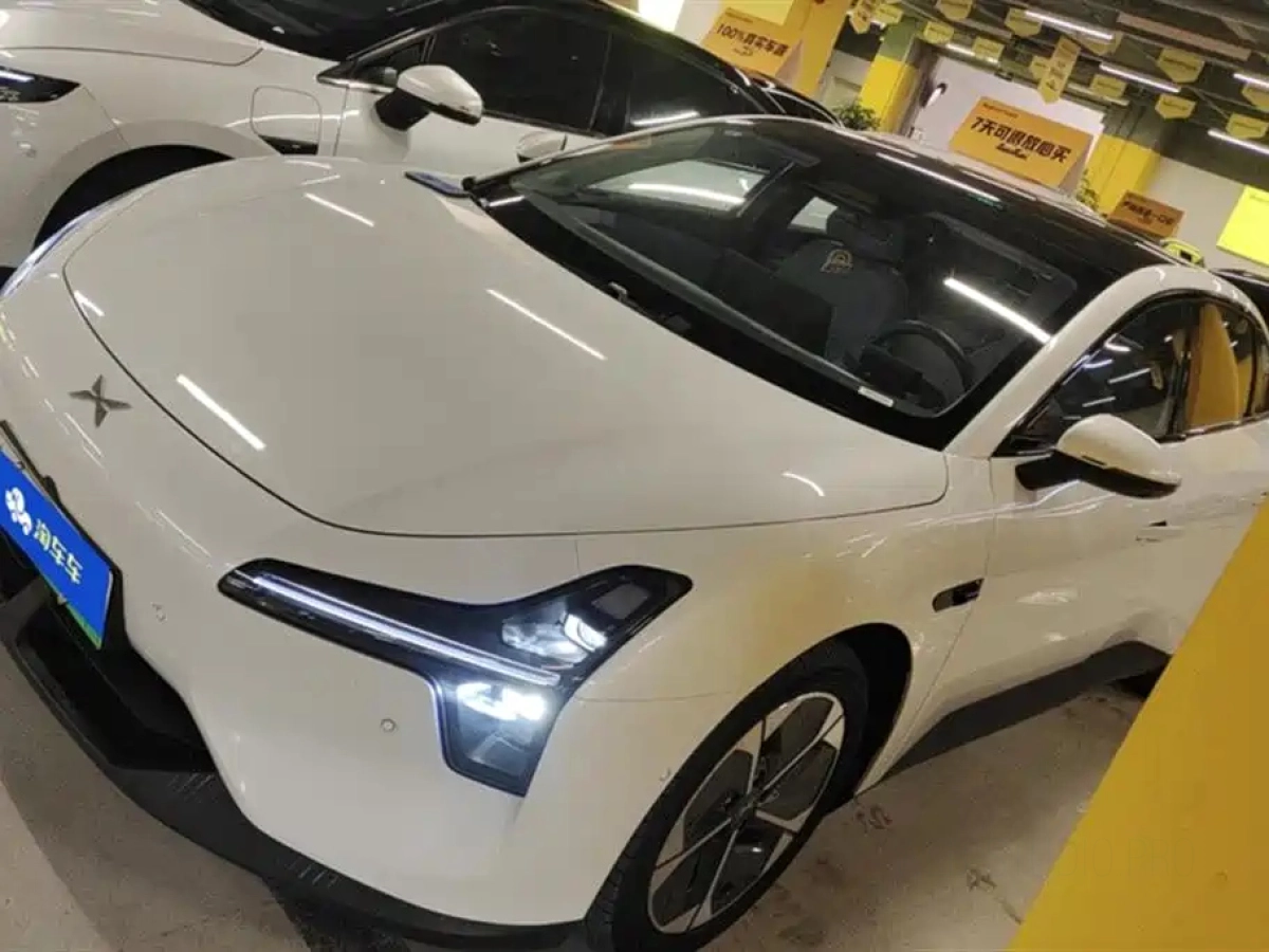 XPENG MOTORS MONA M03  2024