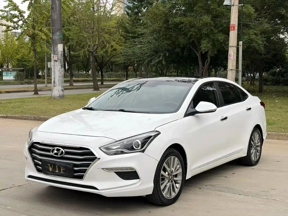 HYUNDAI MISTRA  2020