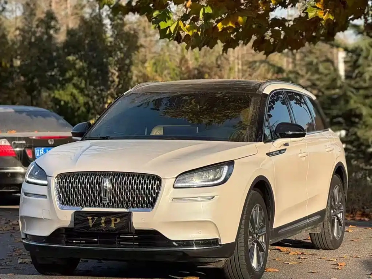 LINCOLN ADVENTURER  2022