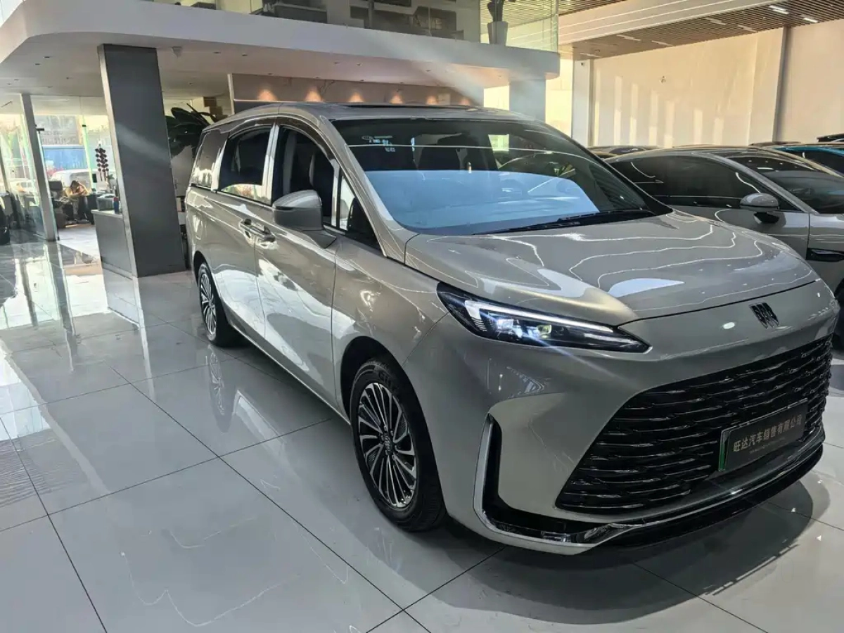 BUICK GL8 NEW ENERGY