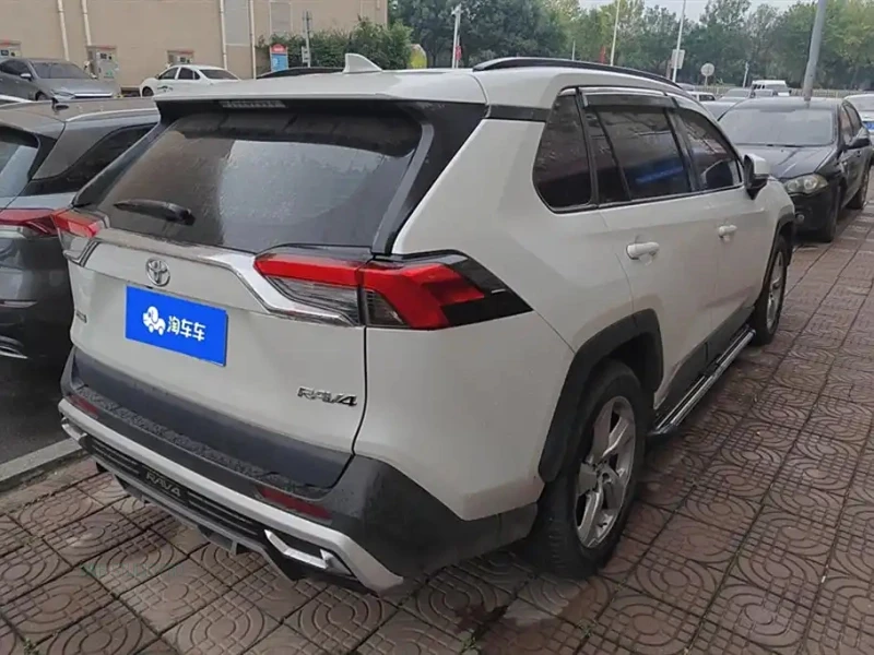 TOYOTA RAV4 RONGFANG