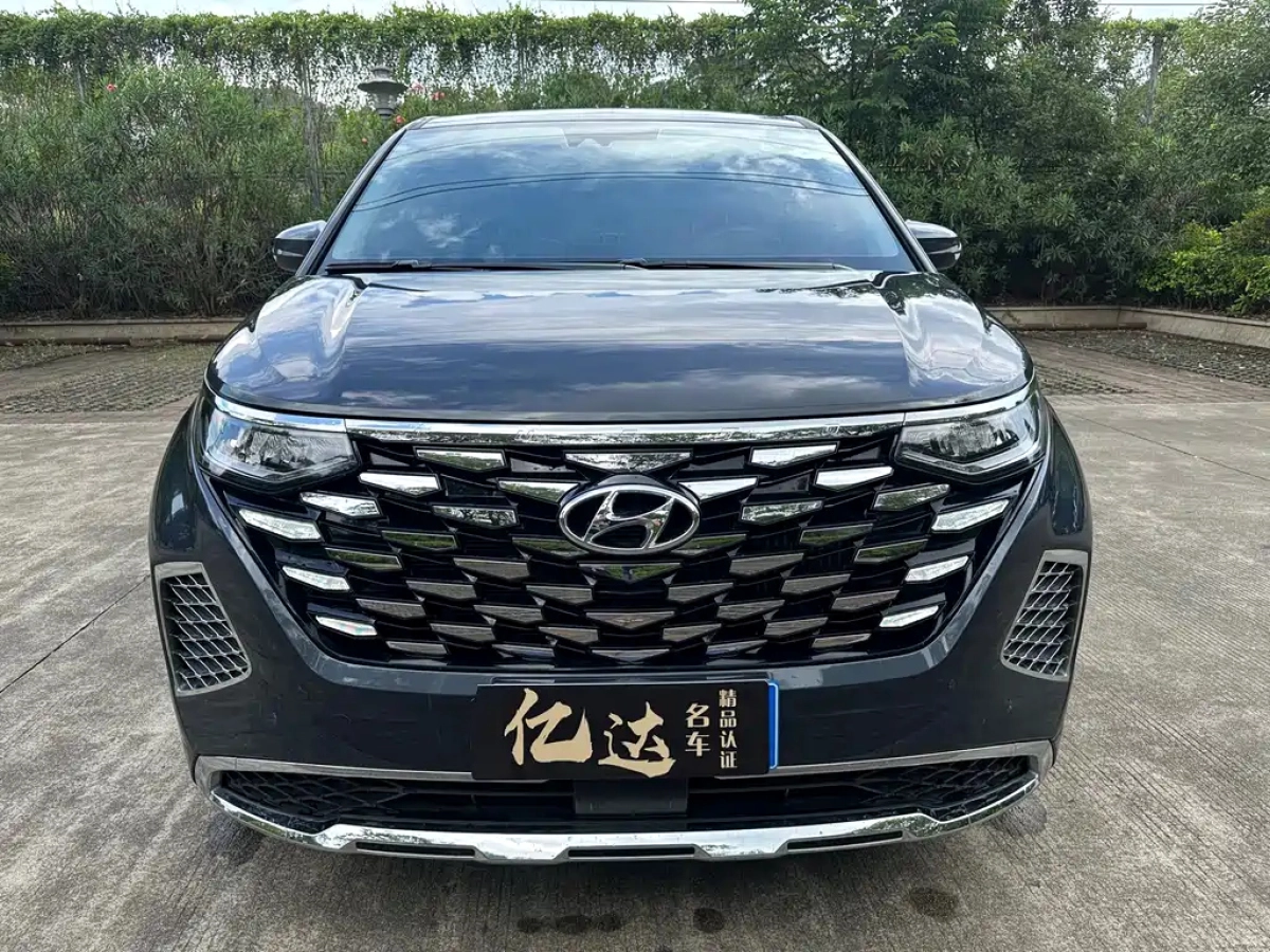 HYUNDAI CUSTO