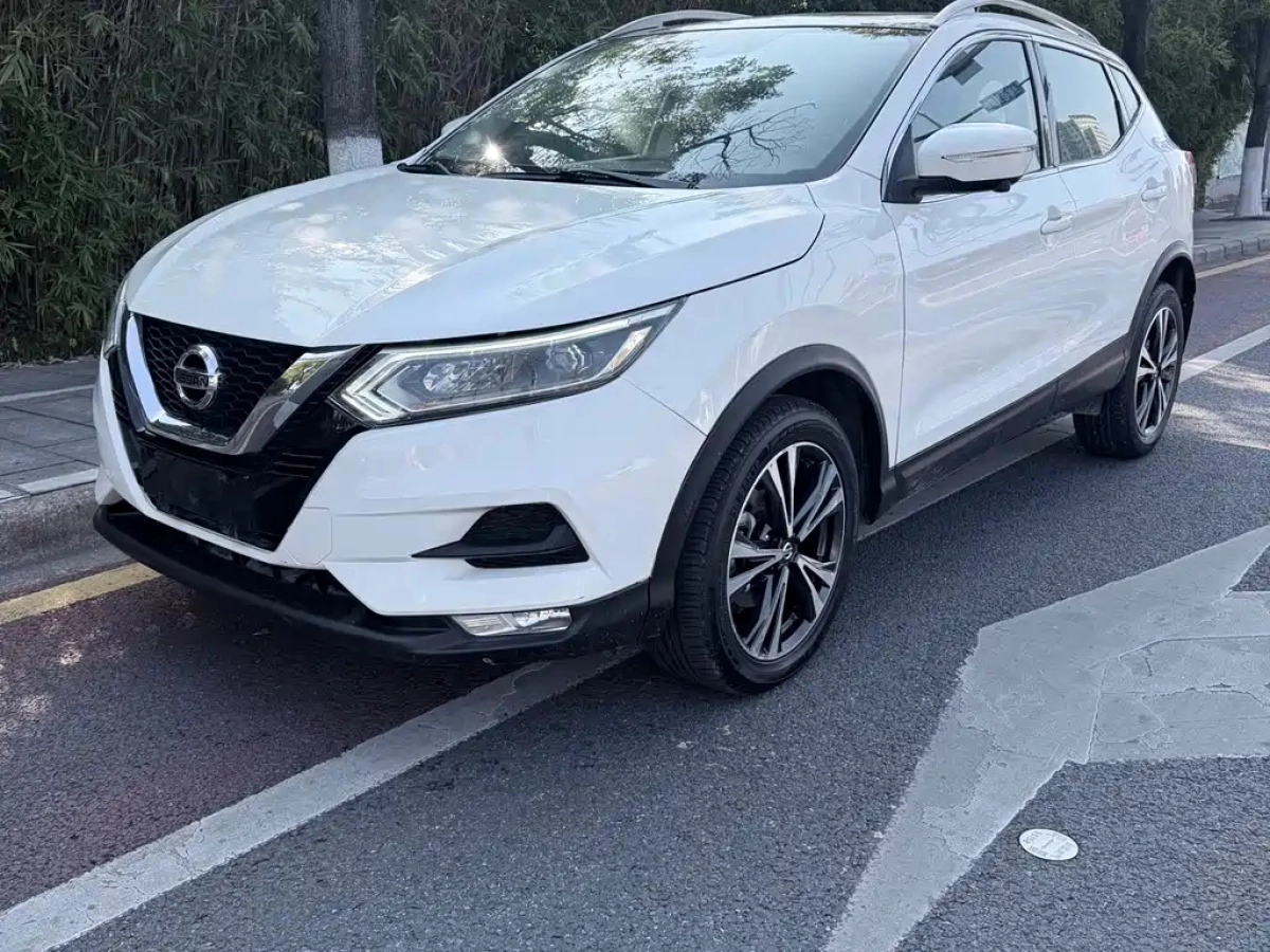 NISSAN QASHQAI  2020