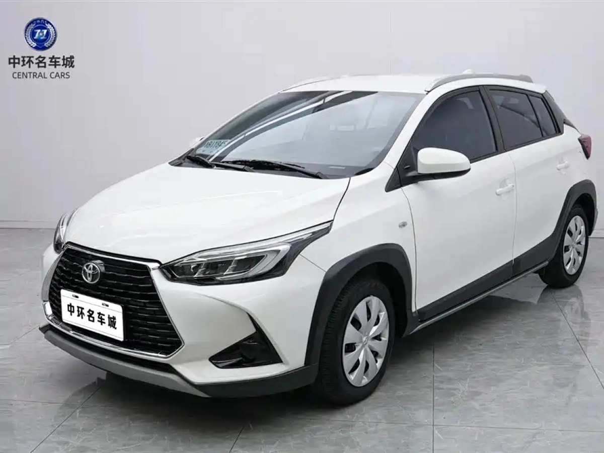 TOYOTA YARIS L DAZZLING  2023