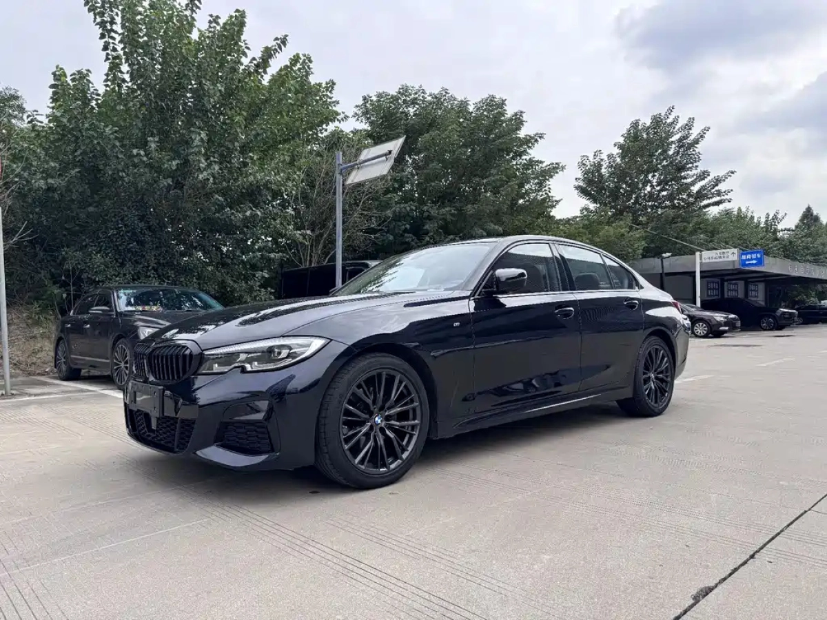BMW 3-SERIES  2021