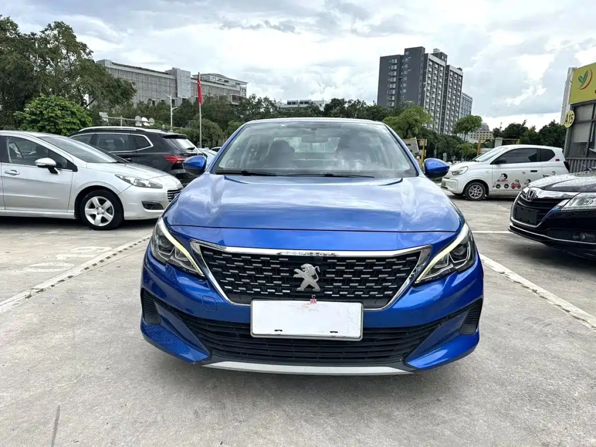 PEUGEOT 408