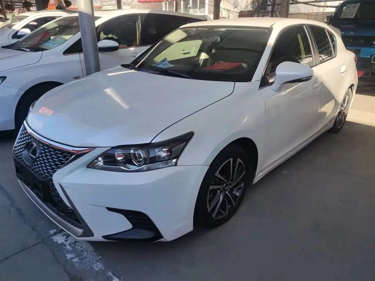 LEXUS CT