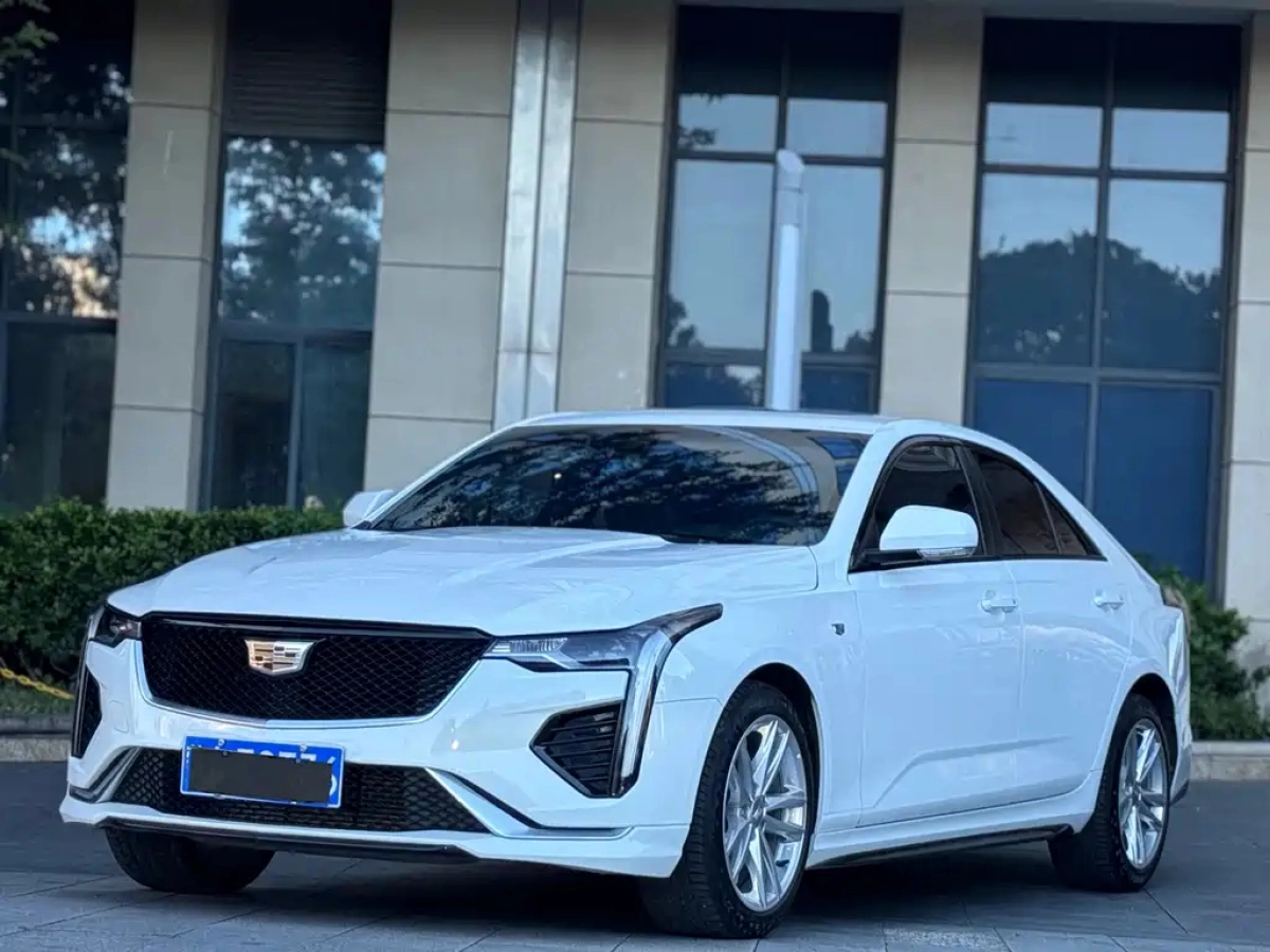 CADILLAC CT4  2022