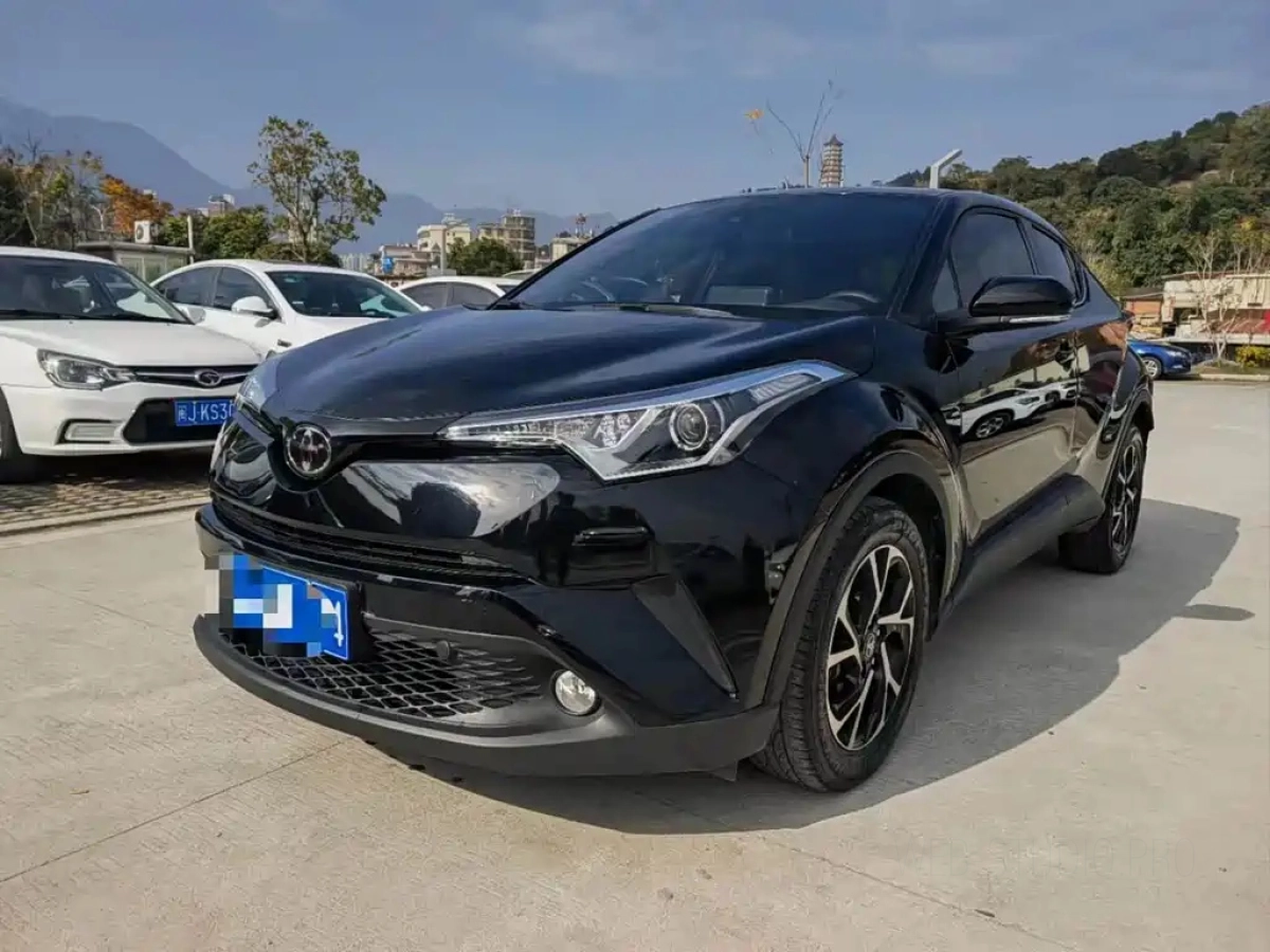 TOYOTA C-HR