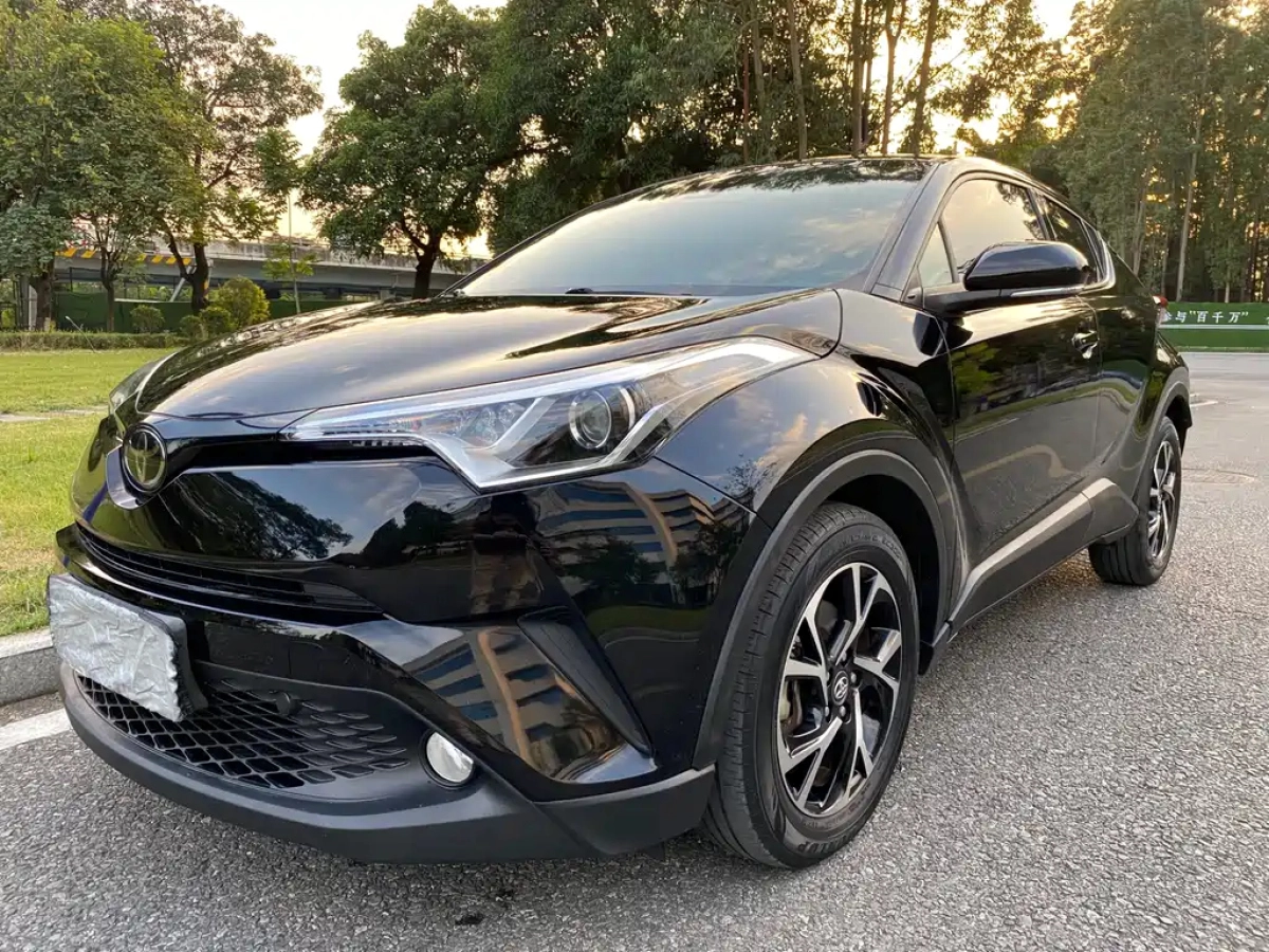 TOYOTA C-HR  2020