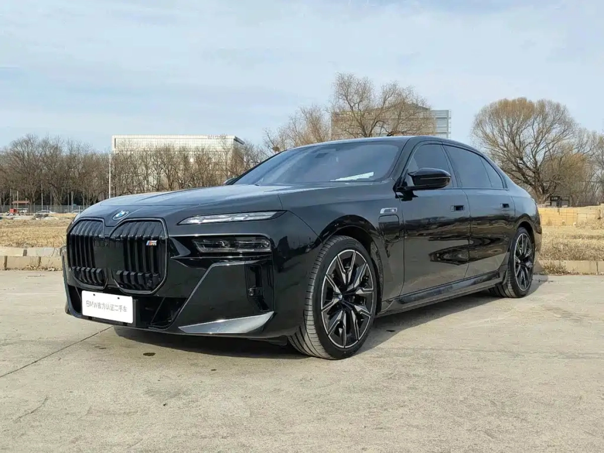 BMW I7 M70L