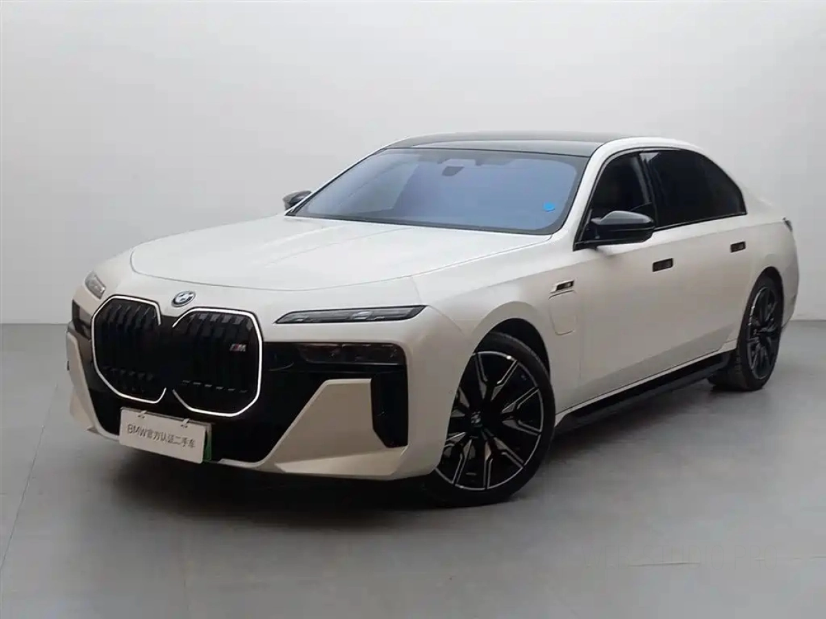BMW I7 M70L