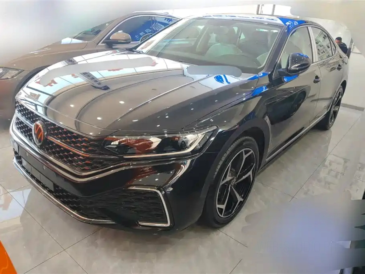 VOLKSWAGEN PASSAT  2026