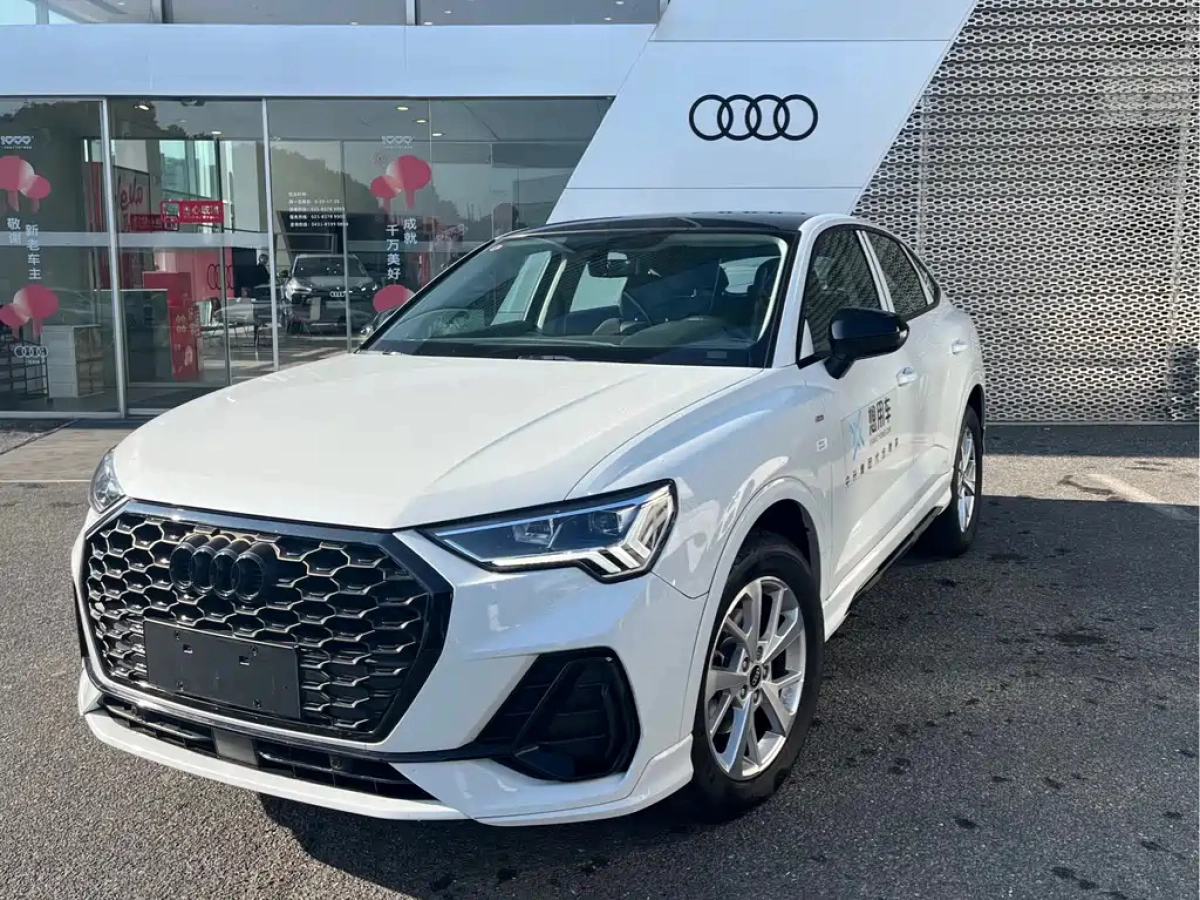AUDI Q3 SPORTBACK