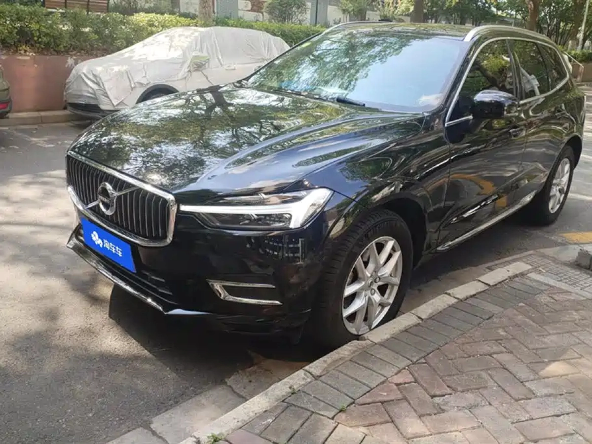 VOLVO XC60  2021