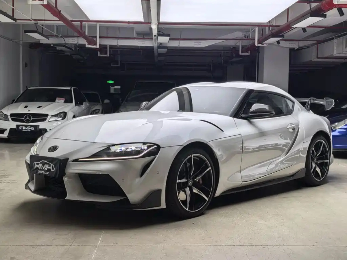 TOYOTA SUPRA