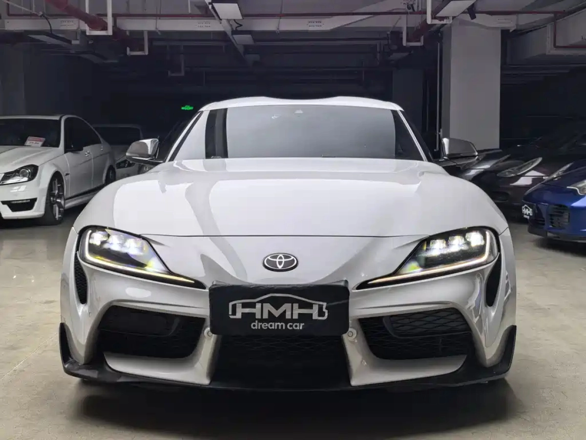 TOYOTA SUPRA