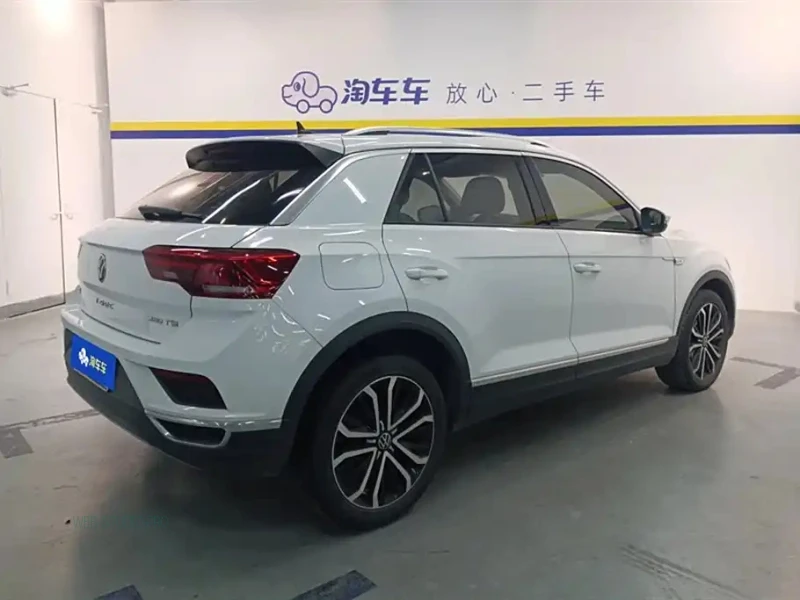 VOLKSWAGEN T-ROC TANGE