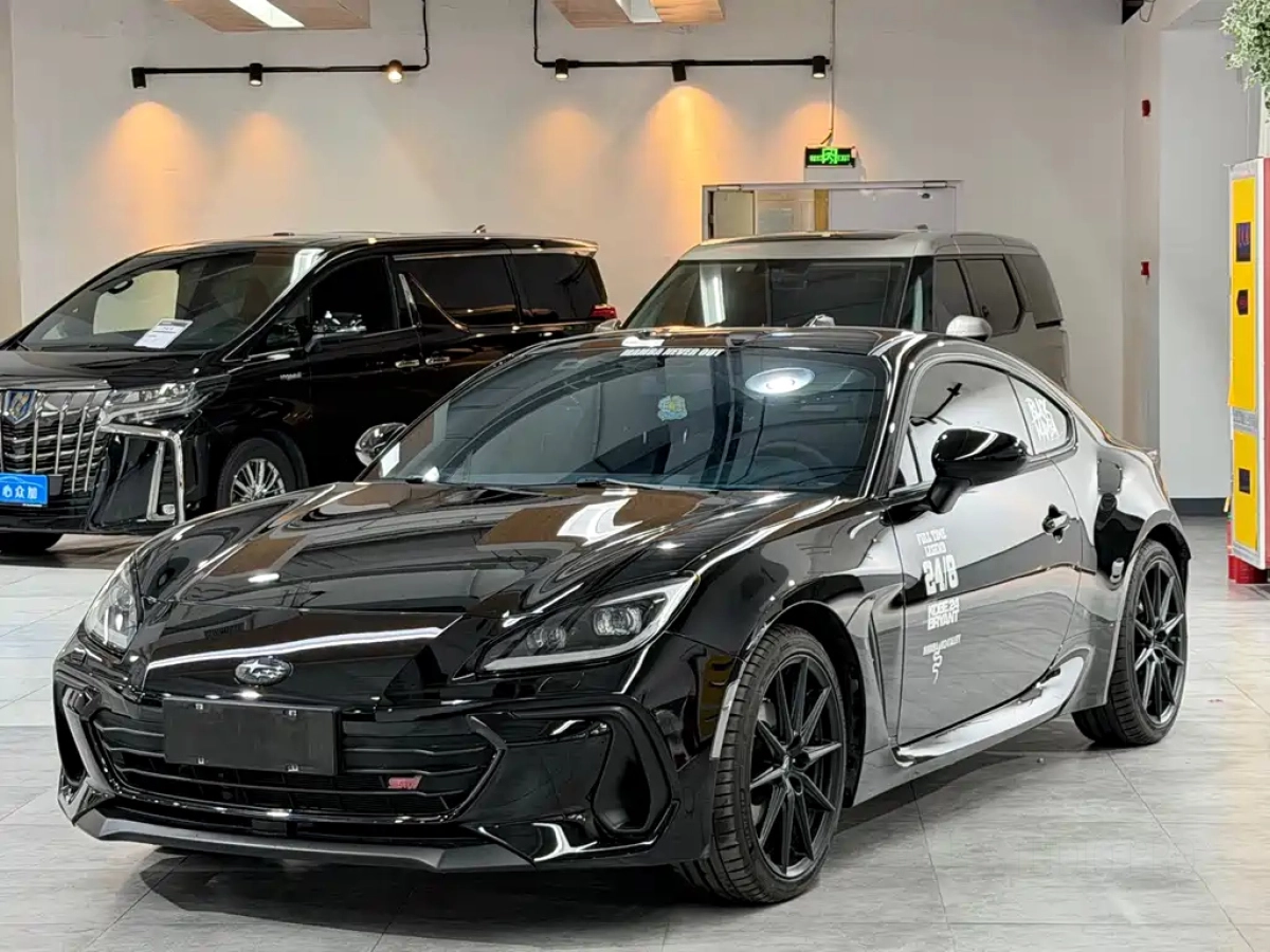 SUBARU BRZ  2025