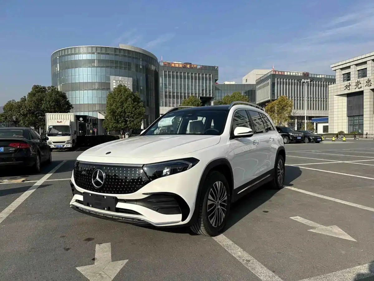 MERCEDES-BENZ EQB  2025