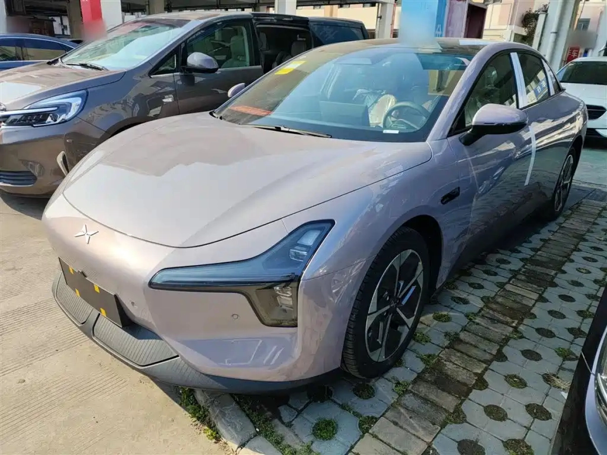 XPENG MONA M03  2026