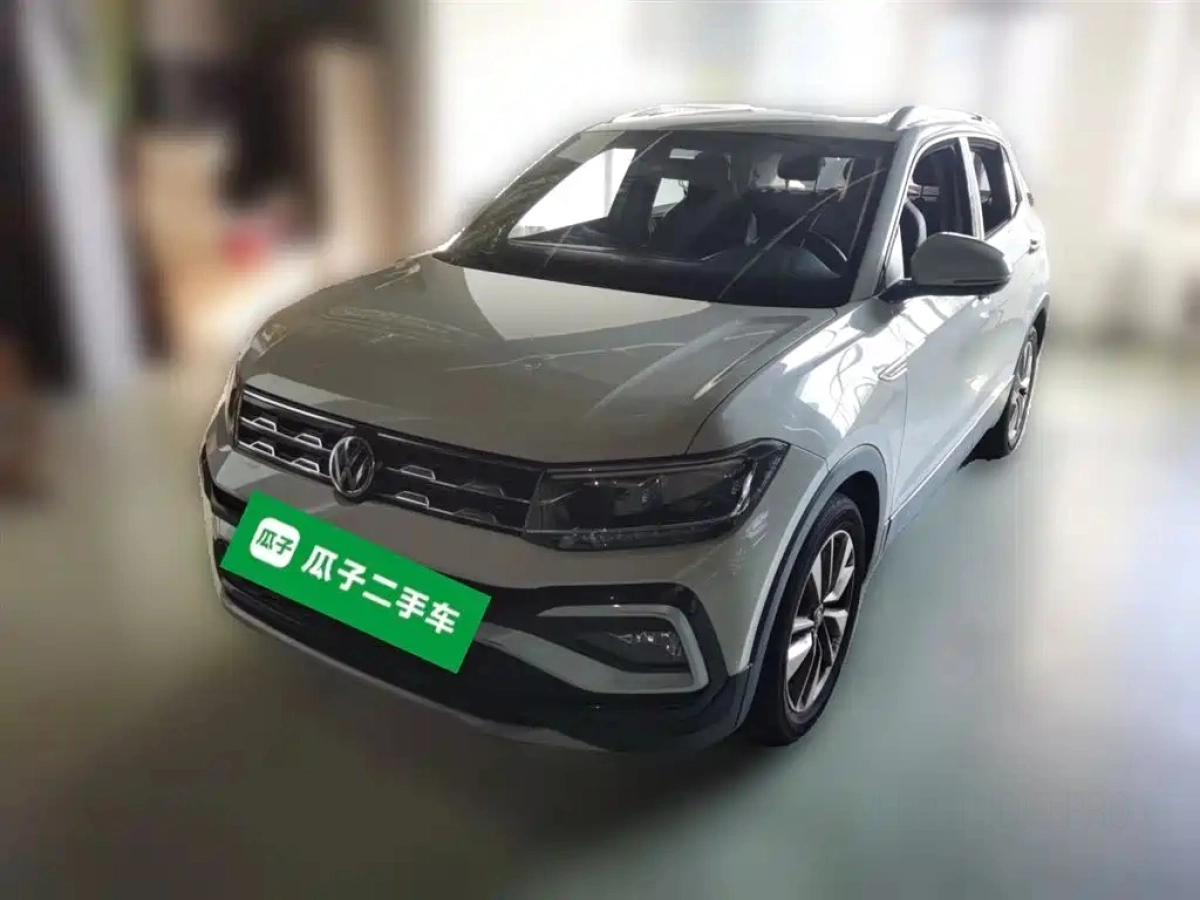VOLKSWAGEN T-CROSS  2019