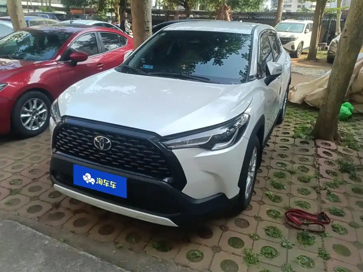 TOYOTA COROLLA CROSS