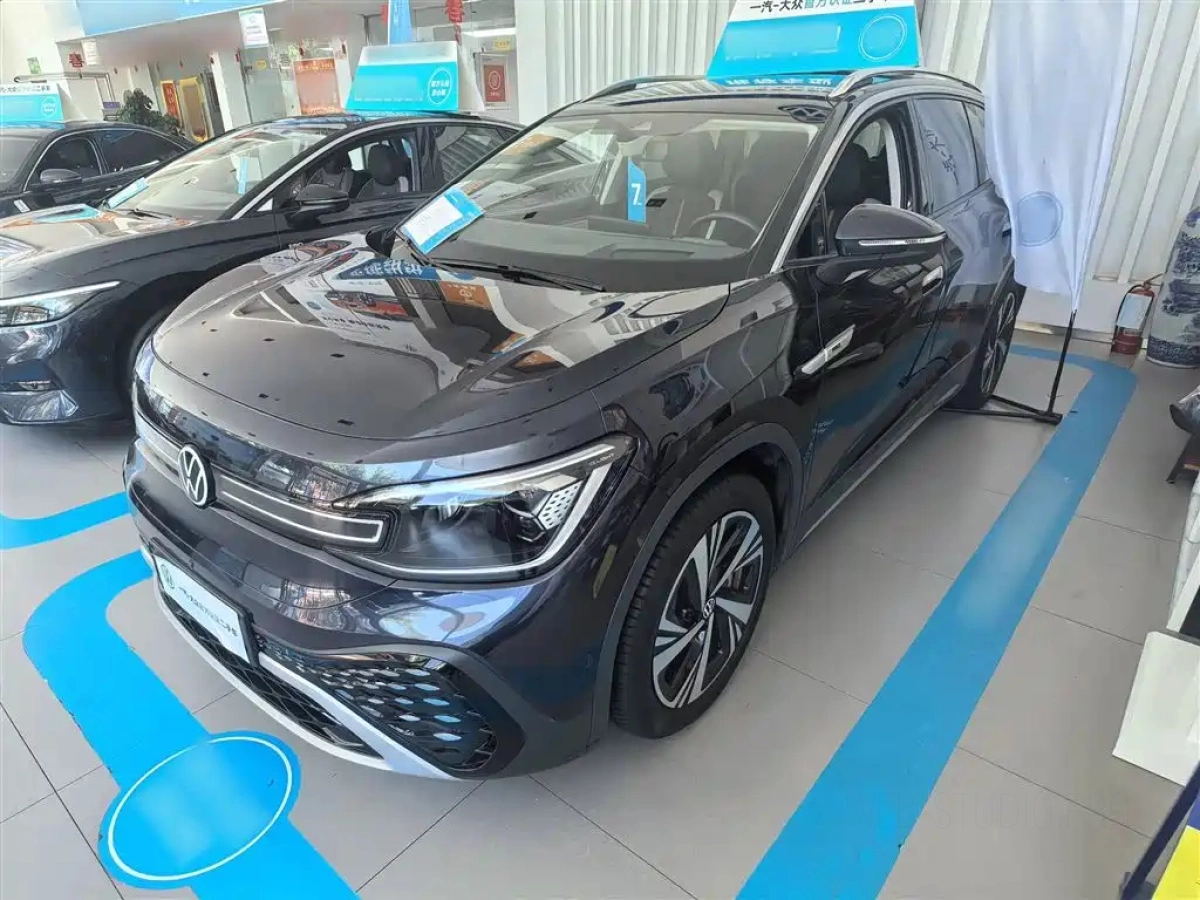 VOLKSWAGEN ID.6 CROZZ  2023