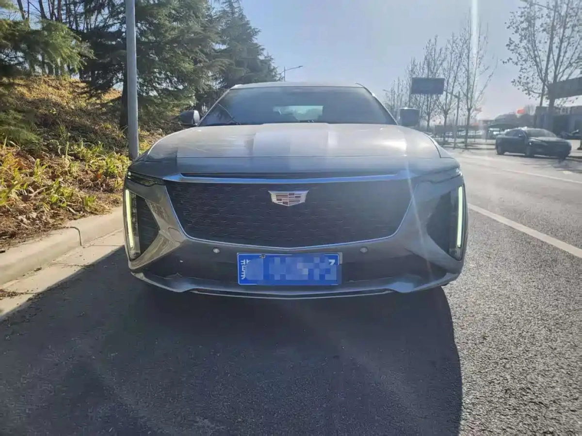 CADILLAC CT6