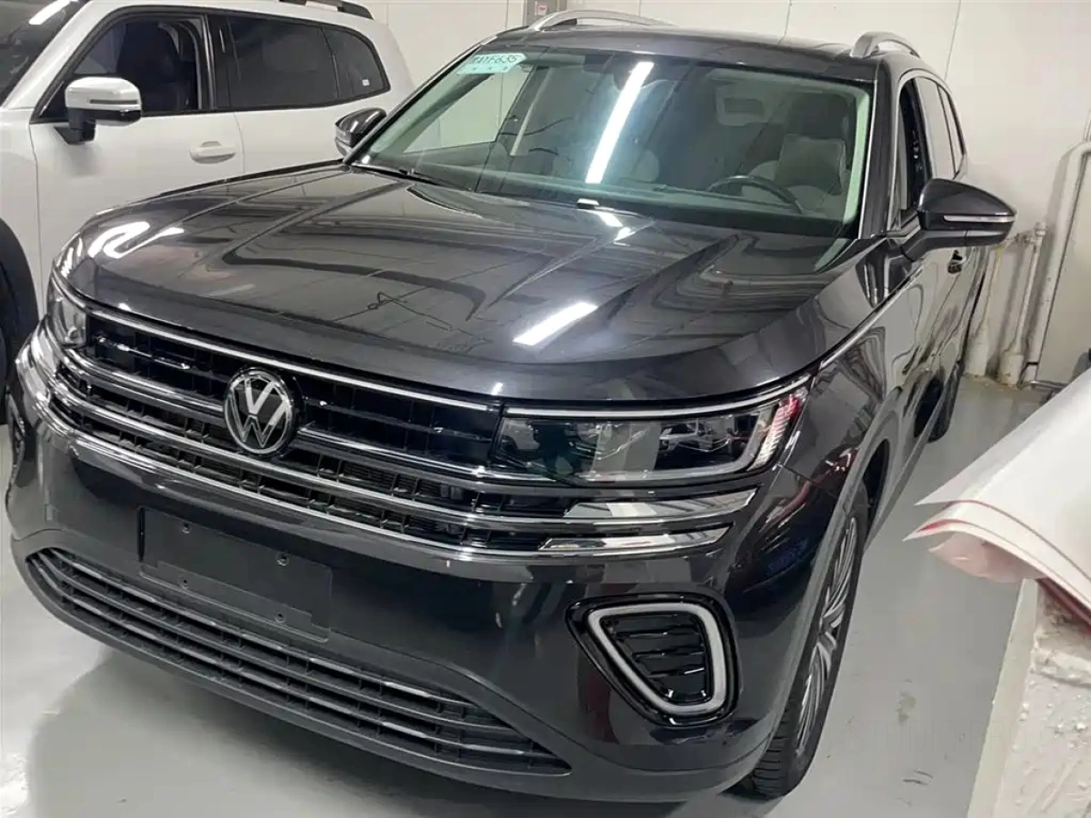 VOLKSWAGEN TAVENDOR  2023