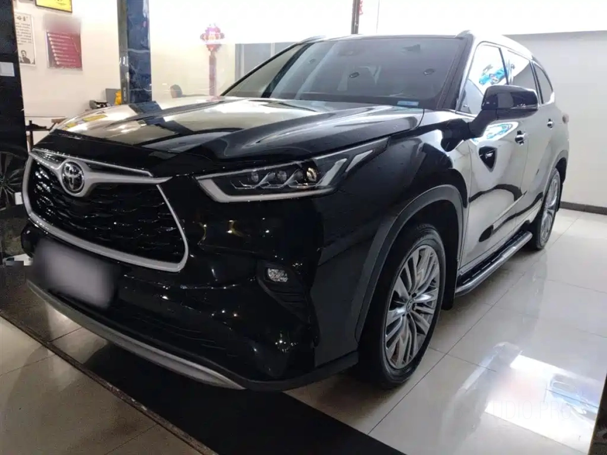 TOYOTA HIGHLANDER  2025
