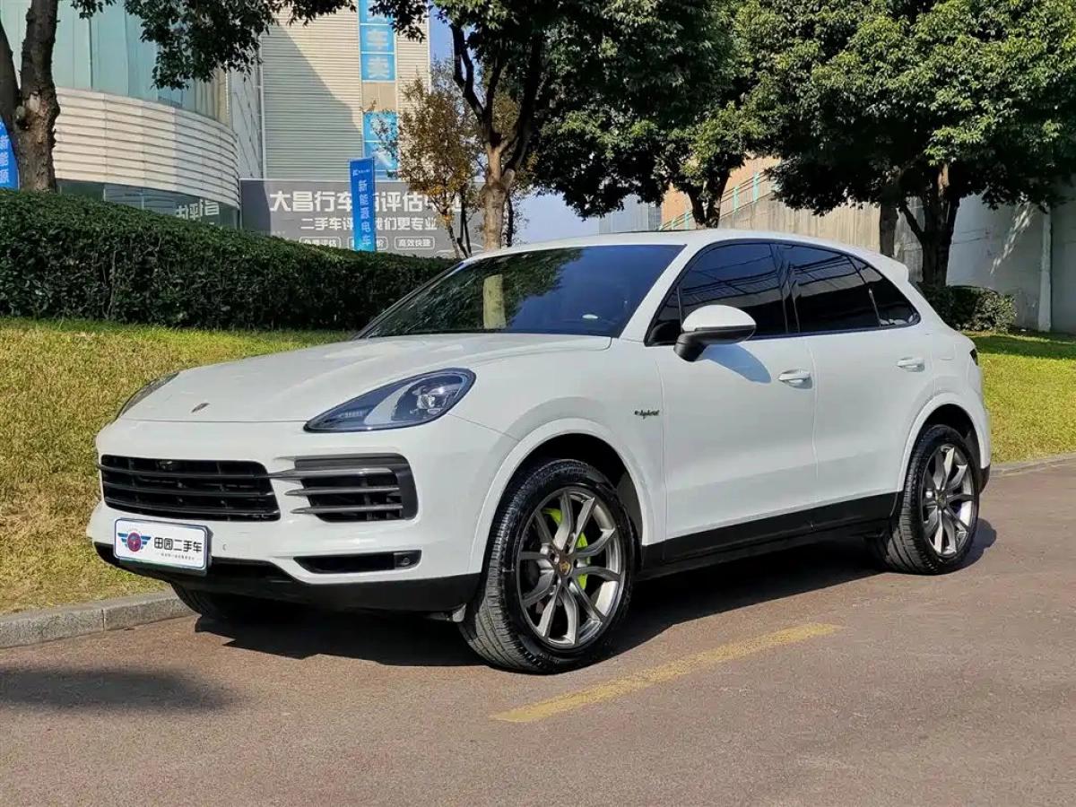 PORSCHE CAYENNE NEW ENERGY  2023