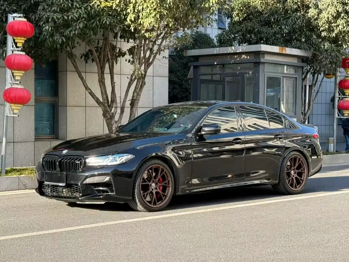 BMW M5