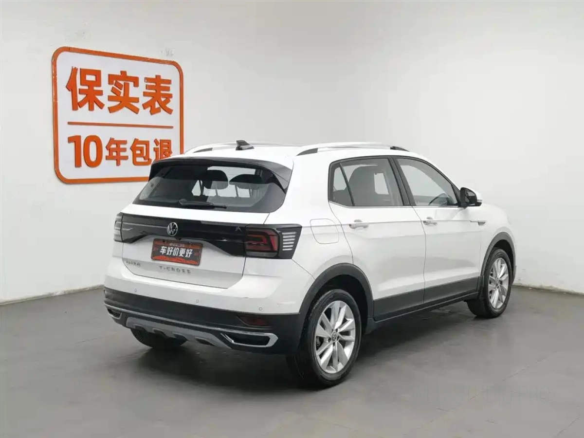 VOLKSWAGEN T-CROSS