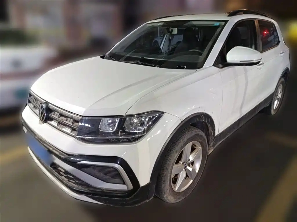 VOLKSWAGEN T-CROSS