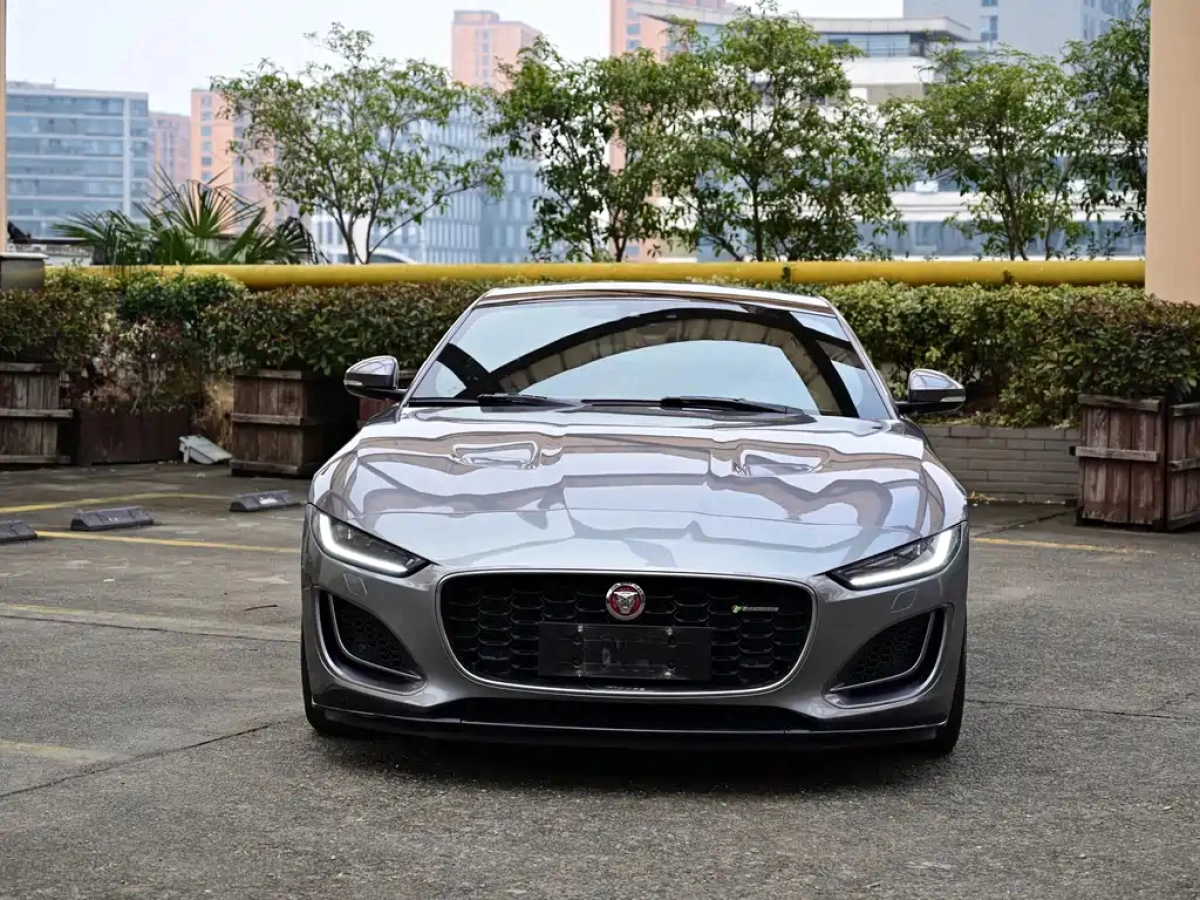 JAGUAR F-TYPE