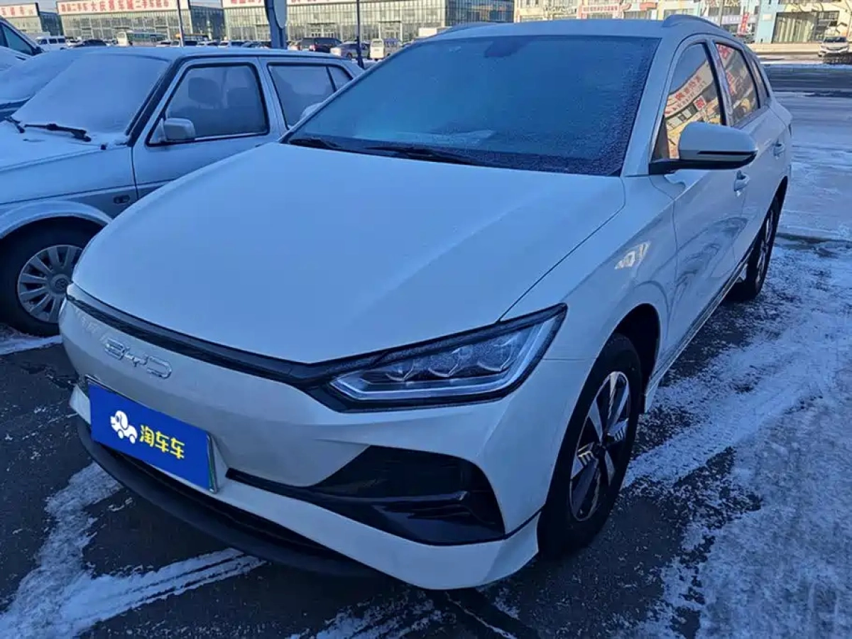 BYD E2
