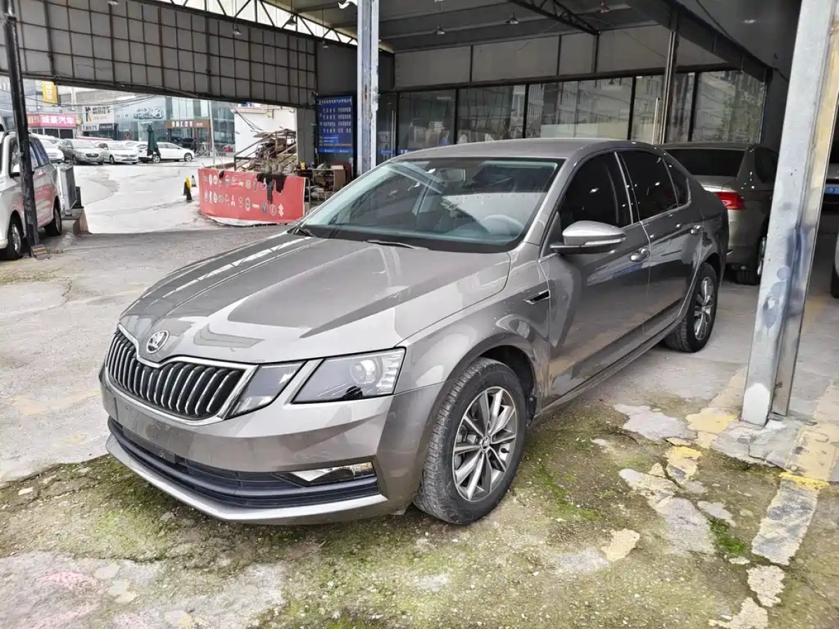 SKODA OCTAVIA