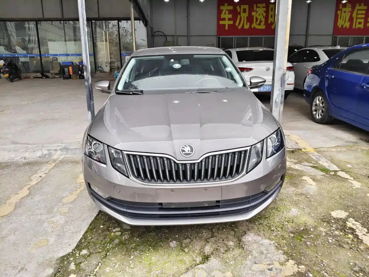 SKODA OCTAVIA