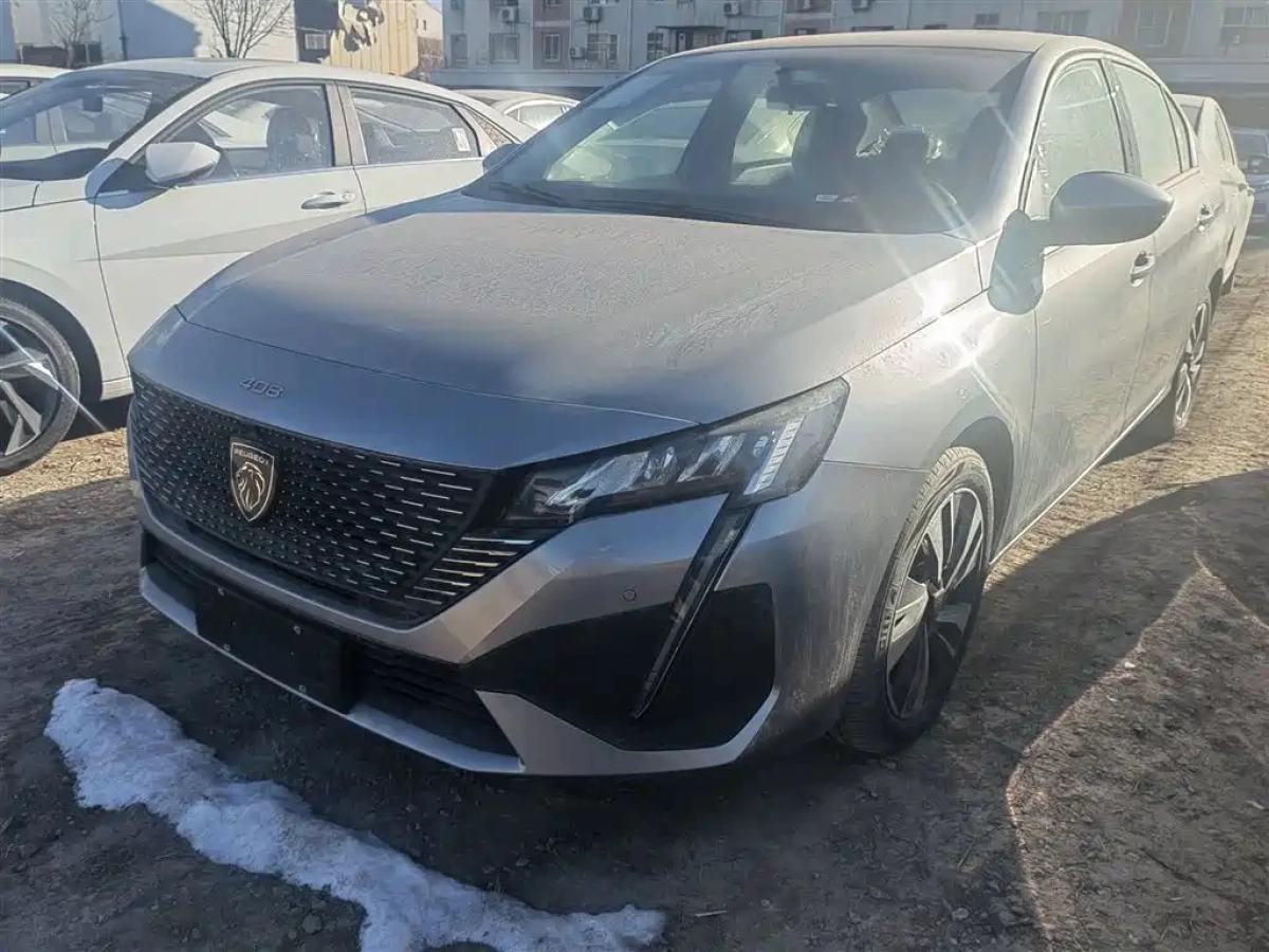 PEUGEOT 408  2025