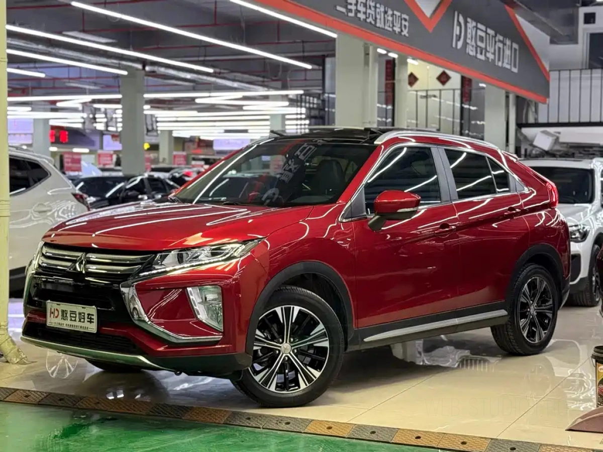 MITSUBISHI ECLIPSE CROSS  2020