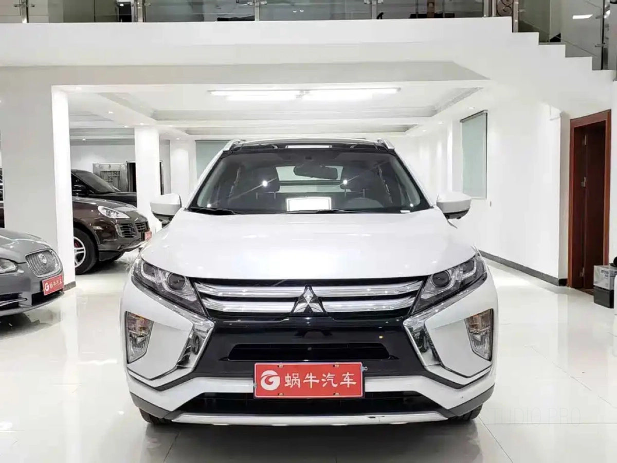 MITSUBISHI ECLIPSE CROSS