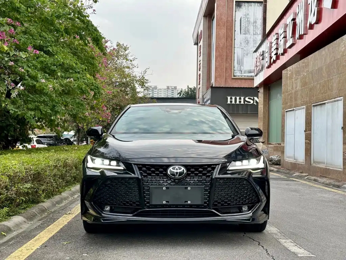 TOYOTA AVALON